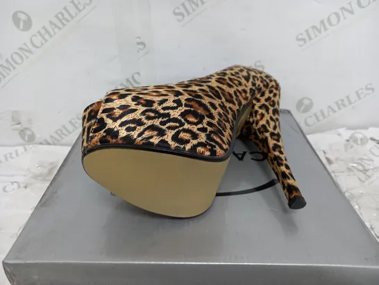 BOXED PAIR OF LEOPARD SATIN PRINT STILLETTO SIZE 6