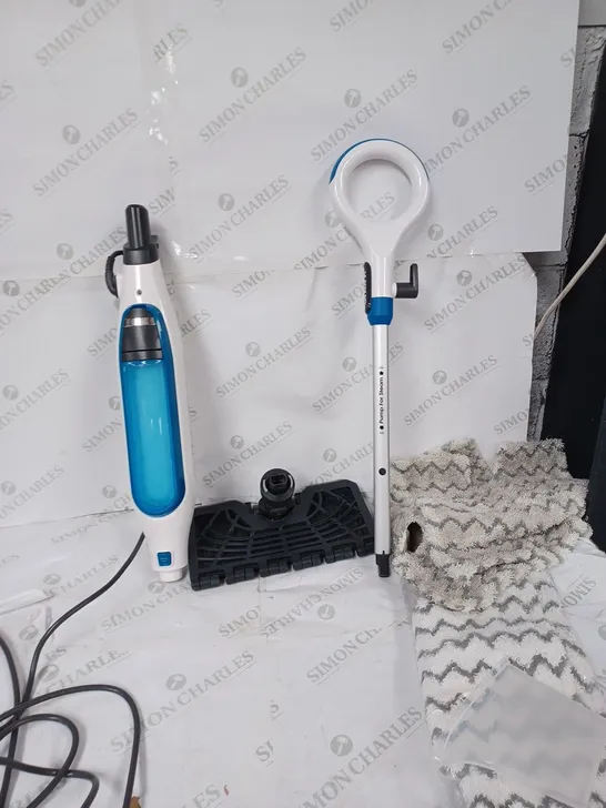 SHARK KLIK AND FLIP STEAM MOP 