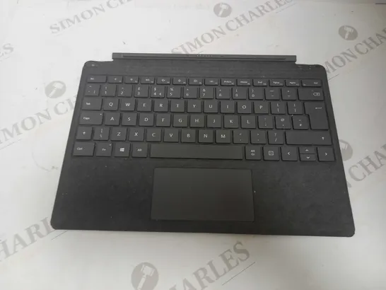 MICROSOFT FFP-00143 SURFACE PRO SIGNATURE TYPE COVER