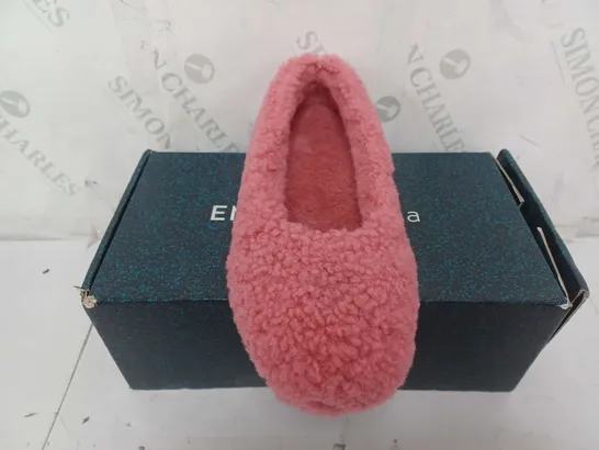 EMU MIRA TEDDY SHEEPSKIN SLIPPER - MINERAL RED COLOUR - W8/M7