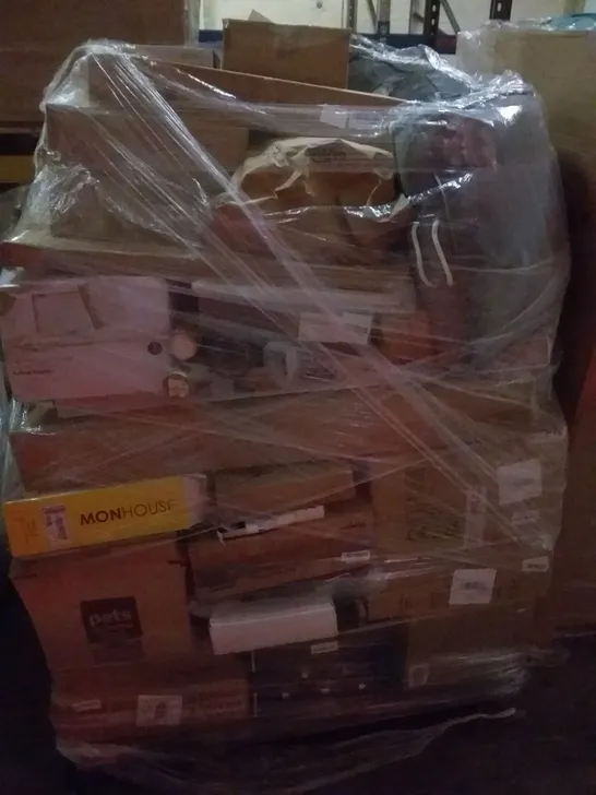 PALLET OF ASSORTED ITEMS INCLUDING KITCHEN FAUCET, KUMO PRESSURE COOKER, STEAM CLEANER, 4 SLICE TOASTER, ACORN FORT SHOE RACK 