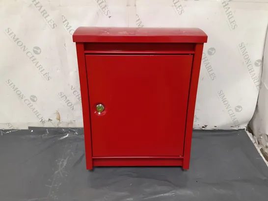 LOCKABLE SMALL POSTBOX IN RED