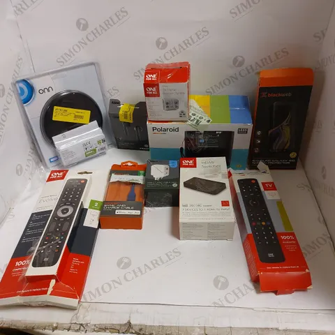 BOX OF ASSORTED ELECTRICAL ITEMS TO INCLUDE BLACKWEB, REMOTE CONTROLS AND CHARGING PLUGS