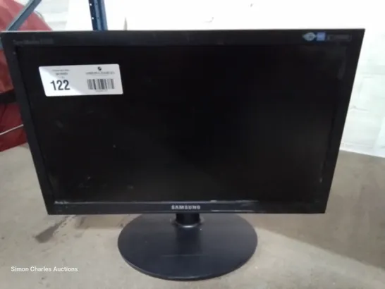 SAMSUNG SYNCMASTER DESK TOP MONITOR WITH STAND Model E1920