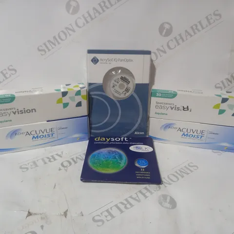 BOX OF APPROXIMATELY 30 ASSORTED EYE CARE ITEMS TO INCLUDE EASY VISION, ACUVUE MOIST AND DAY SOFT