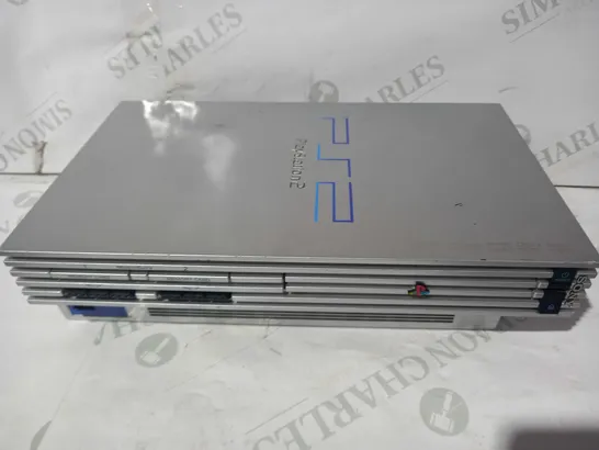 SONY SCPH-50003 PLAYSTATION 2 GAMES CONSOLE IN SILVER COLOUR