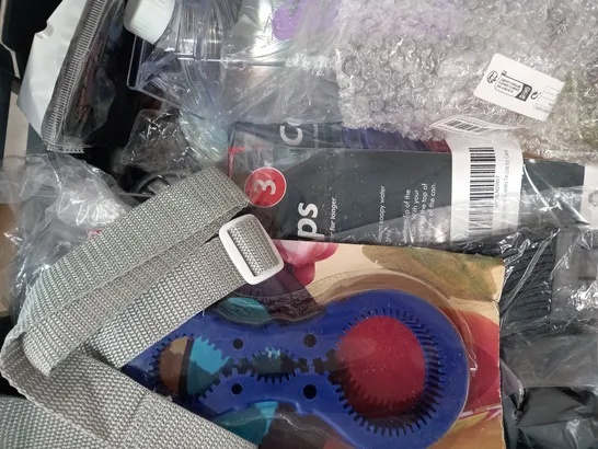 LOT OF APPROXIMATELY 10 ASSORTED HOUSEHOLD ITEMS TO INCLUDE 2 PIECE CORRECTION SET, 12 PIECE HOSE CLAMP SET, KOMBAT STEALTH TAPE, ETC