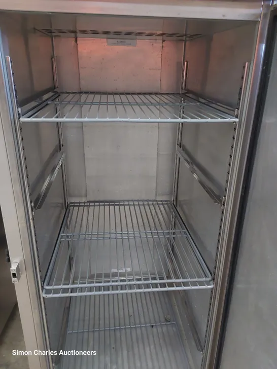 FOSTER COMMERCIAL TALL FRIDGE