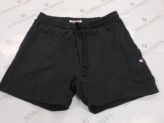 TOMMY JEANS BLACK FLEECE SHORTS - M