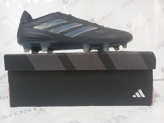 BOXED PAIR OF ADIDAS COPA PURE 2 ELITE FOOTBALL BOOTS IN BLACK UK SIZE 9.5
