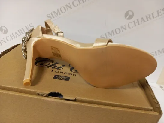 BOXED CHI CHI LONDON HIGH HEEL DIAMANTE DESIGN SATIN SANDAL IN NEUTRAL SIZE 6