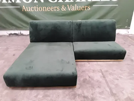 QUALITY DESIGNER DEIONDRE CORNER SOFA - DARK GREEN VELVET 