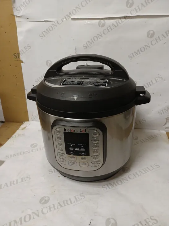 INSTANT POT DUO SMART PRESSURE COOKER