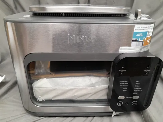 NINJA MULTIFUNCTION 14 IN 1 OVEN & AIR FRYER WITH BROWNIE TIN