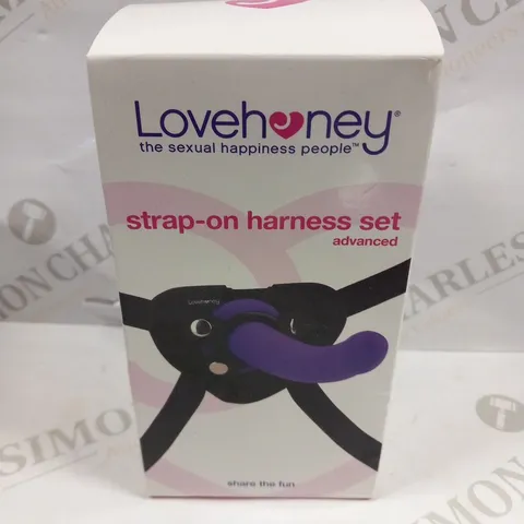 BOXED LOVE HONEY STRAP ON HARNESS SET ADVANCED SHARE THE FUN