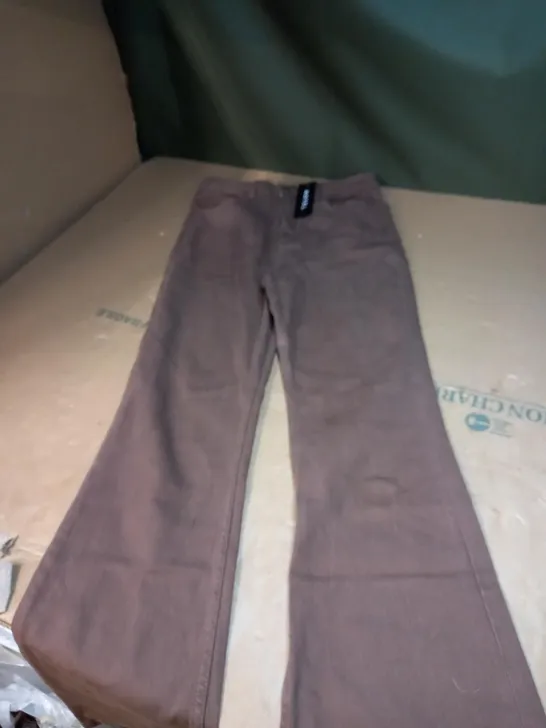 MENS DENIM JEANS IN BROWN SIZE M