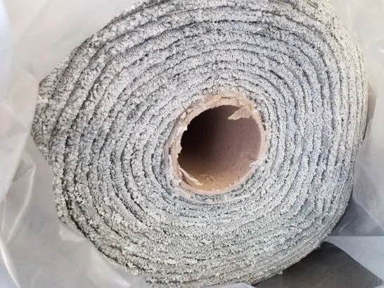 ROLL OF QUALITY B.SUBLIME TWINBACK 450 SAGE TINT CARPET APPROXIMATELY 13×5M