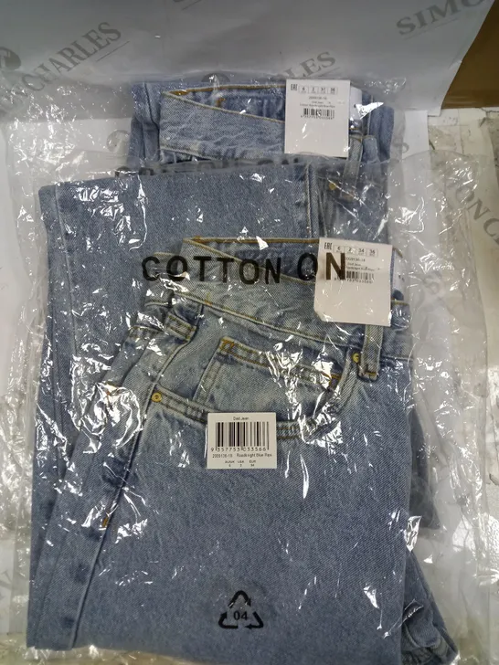 BOX OF 2 COTTON:ON DAD JEANS - UK 6