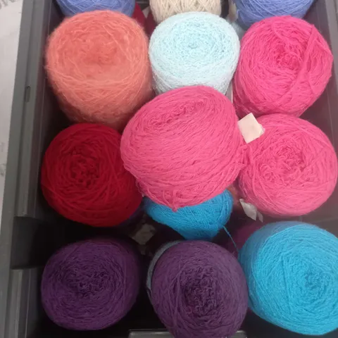 BOX OF APPROXIMATELY 30 PCS OF YARN TO INCLUDE PINK, BLUE, RED ETC