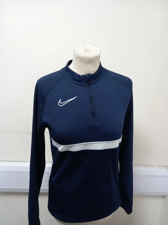 NIKE 1/4 ZIPPED JACKET SIZE L