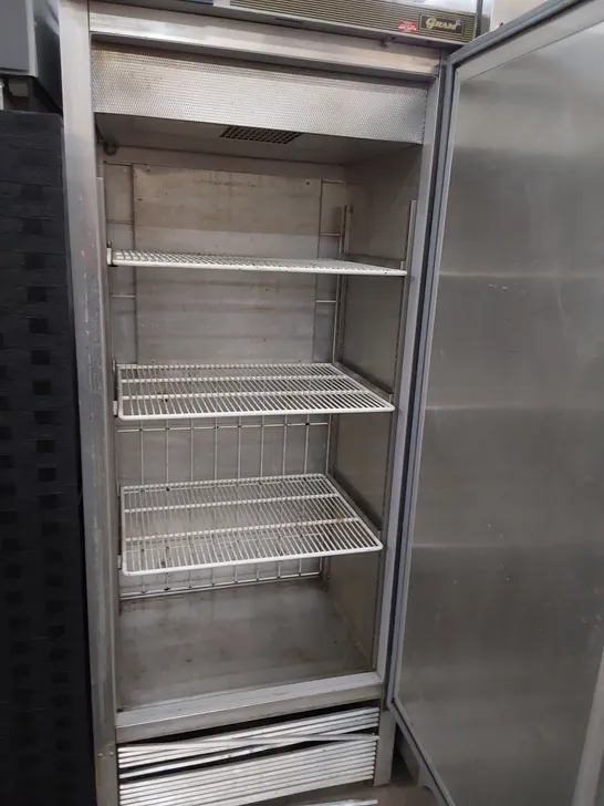 GRAM TALL COMMERCIAL FRIDGE K600