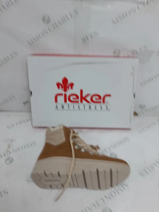 BOXED RIEKER CHUNKY BOOT IN BROWN SIZE 4