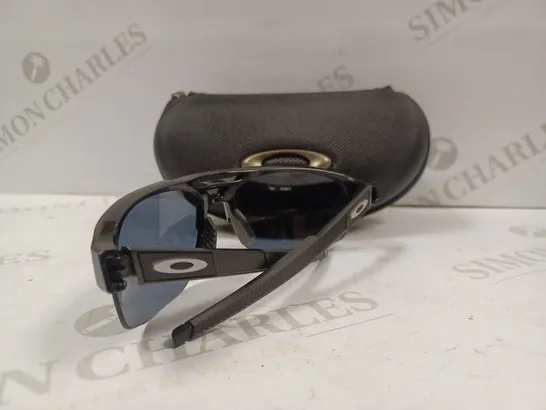 OAKLEYS PRIZM MERCENARY BLACK SUN GLASSES WITH TINTED LENS