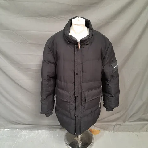 JAMESON CARTER COAT - BLACK // SIZE: M