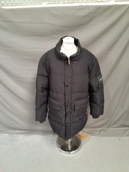 JAMESON CARTER COAT - BLACK // SIZE: M