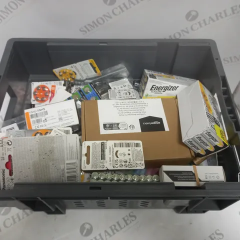 LARGE QUANTITY OF ASSORTED BATTERIES IN VARIOUS MODELS 