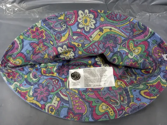 PRETTY GREEN MYSTIC PAISLEY BUCKET HAT IN BLUE - LARGE