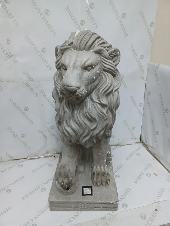 MY GARDEN STORIES LION SCULPTURE