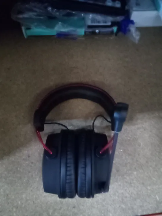 BOXED HYPERX CLOUD ALPHA GAMING HEADPHONES 