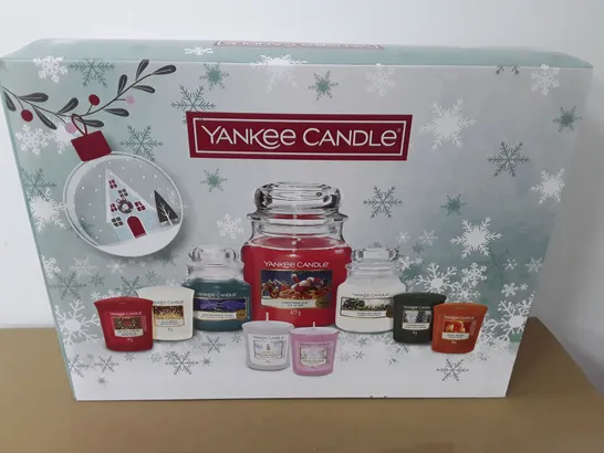 YANKEE CANDLE SEASONAL 9 CANDLE SET