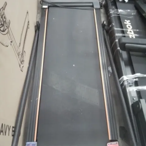 FOLDING TREADMILL