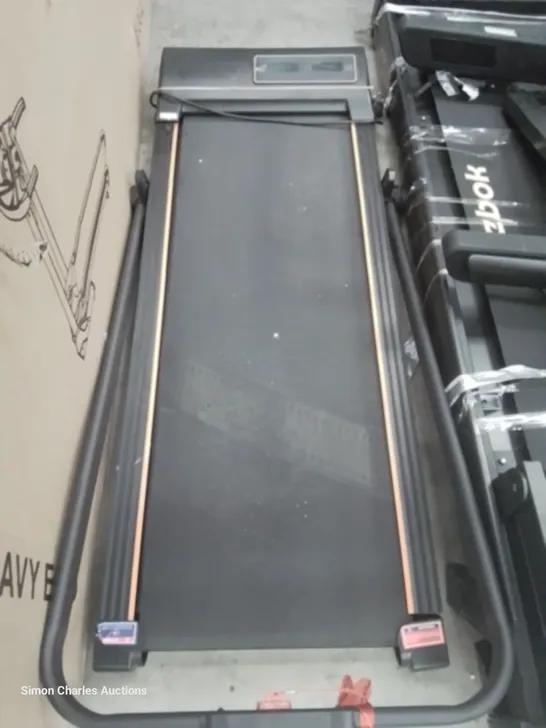 FOLDING TREADMILL