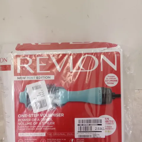 BOXED REVLON VOLUMISER - TEAL