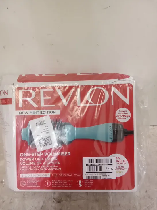 BOXED REVLON VOLUMISER - TEAL RRP £49.99