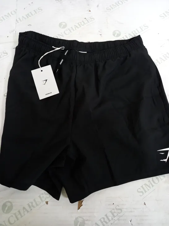 GYMSHARK ARRIVAL 5 SHORTS IN BLACK - MEDIUM