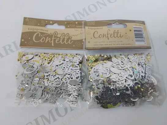 LOT OF 144 BRAND NEW 14G PACKS OF ENGAGEMENT CONFETTI IN GOLD/SILVER