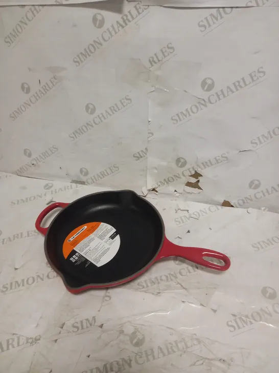 LE CREUSET 201822306 CAST IRON ROUND SKILLET