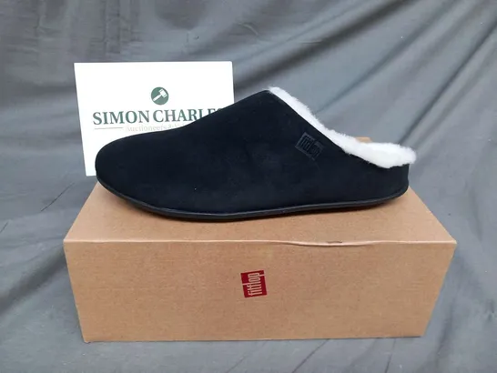 BOXED FITFLOP CHRISSIE SHEARLING SLIPPERS BLACK SUEDE SIZE 41