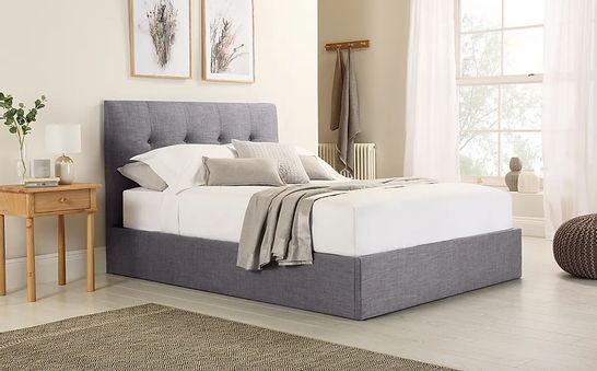 BOXED CAVERSHAM LIGHT GREY FABRIC KING SIZED OTTOMAN BED (4 BOXES)