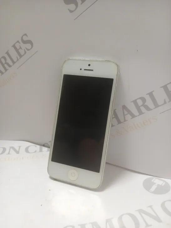 APPLE IPHONE 5 SMARTPHONE 