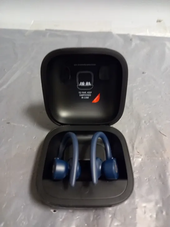 BOXED POWERBEATS PRO EARPHONES