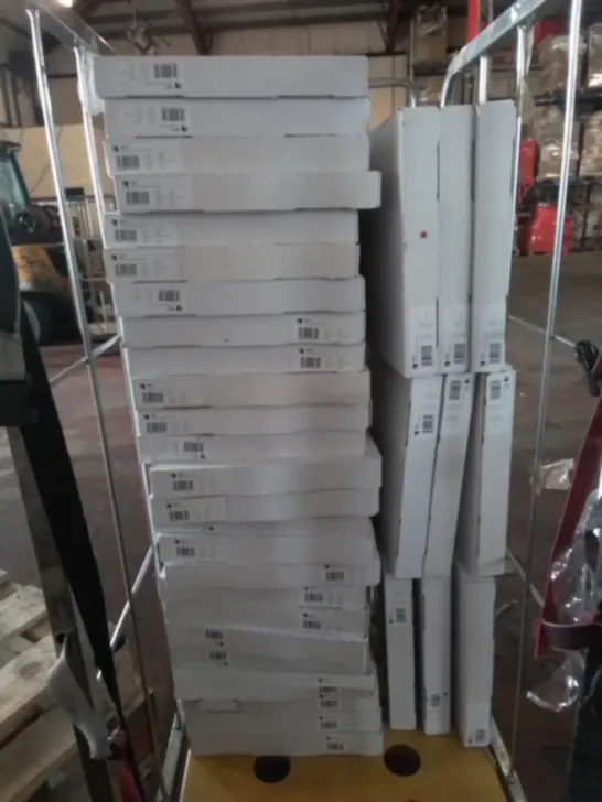 LOT OF APPROXIMATELY 35 BOXED AS NEW CALYPSO ALBANY SOFT CLOSE TOILET SEATS