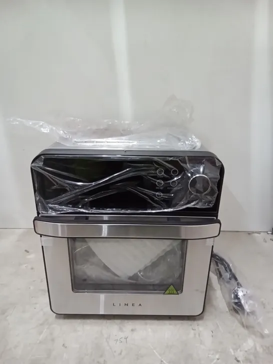 BOXED LINEA 14.5L AIR FRYER WITH ACCESSORIES