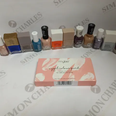 LOT OF 13 MANICURE ITEMS