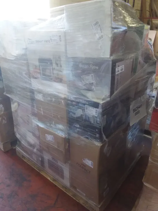 PALLET OF APPROXIMATELY 40 ASSORTED ITEMS INCLUDING: