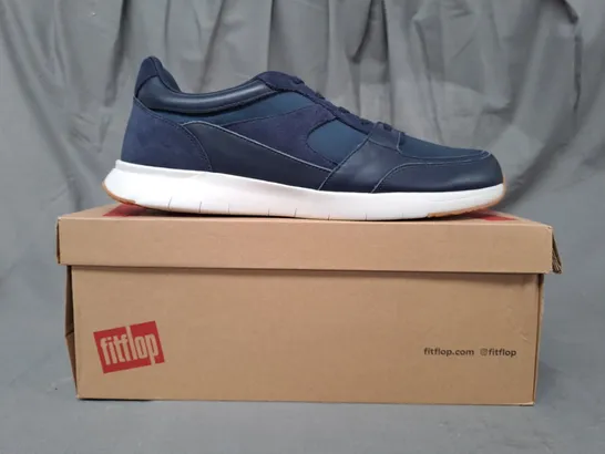 BOXED PAIR OF FITFLOP SNEAKERS IN NAVY UK SIZE 11.5